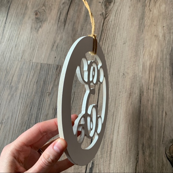 E Initial Monogram Sign - Picture 5 of 8